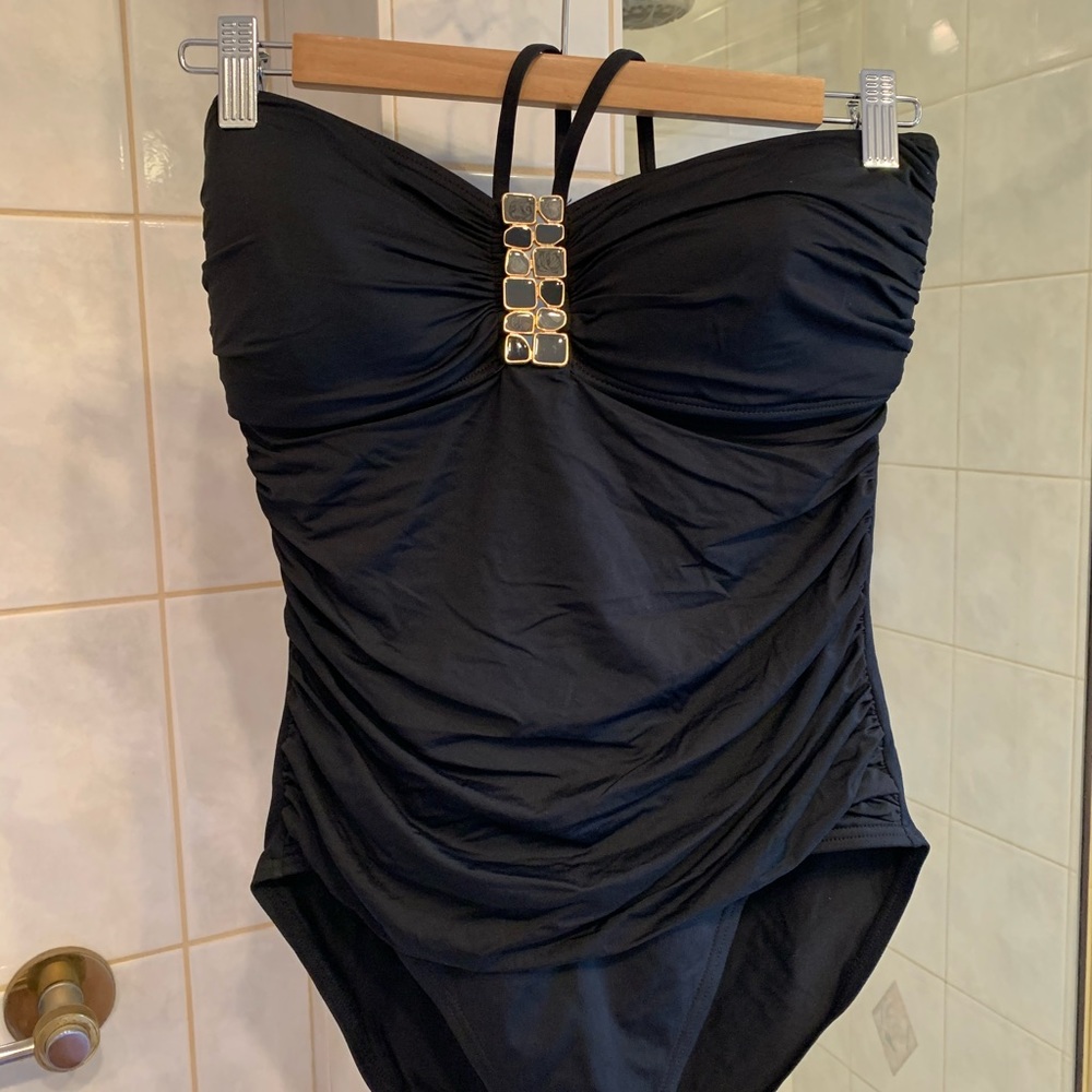 Bathing suit
